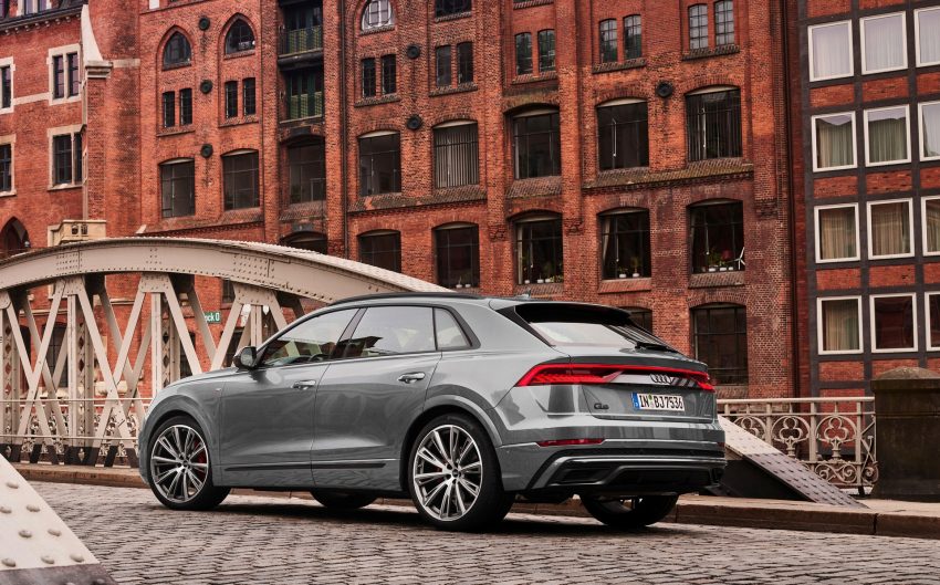 2022 Audi Q7 competition plus - Rear Three-Quarter Wallpaper 850x529 #8