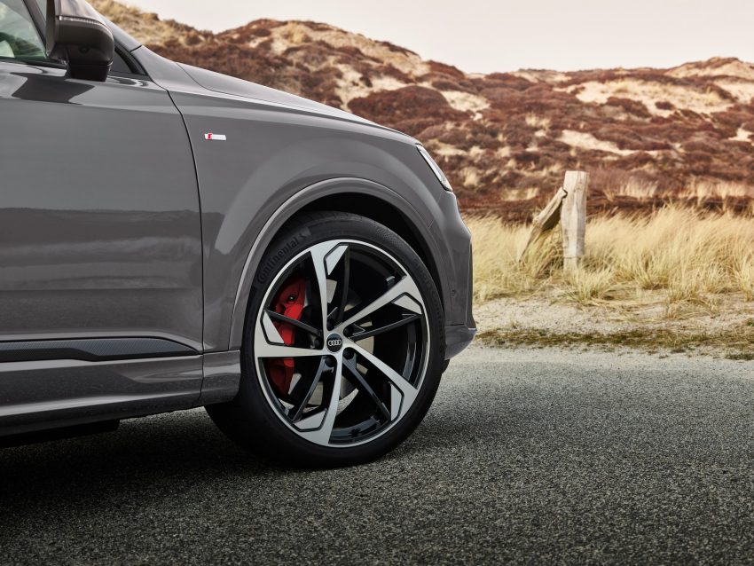 2022 Audi Q8 competition plus - Wheel Wallpaper 850x638 #10