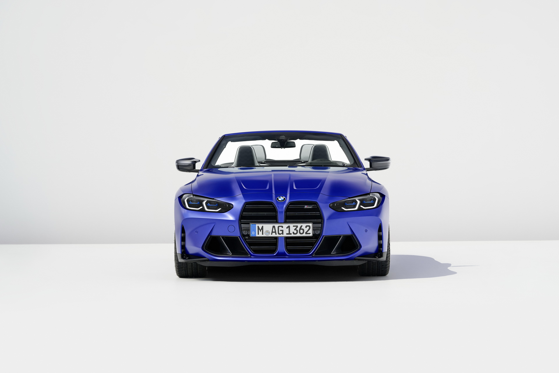 Download 2022 BMW M4 Competition Convertible M xDrive - Front HD Wallpaper 1920x1280 #41