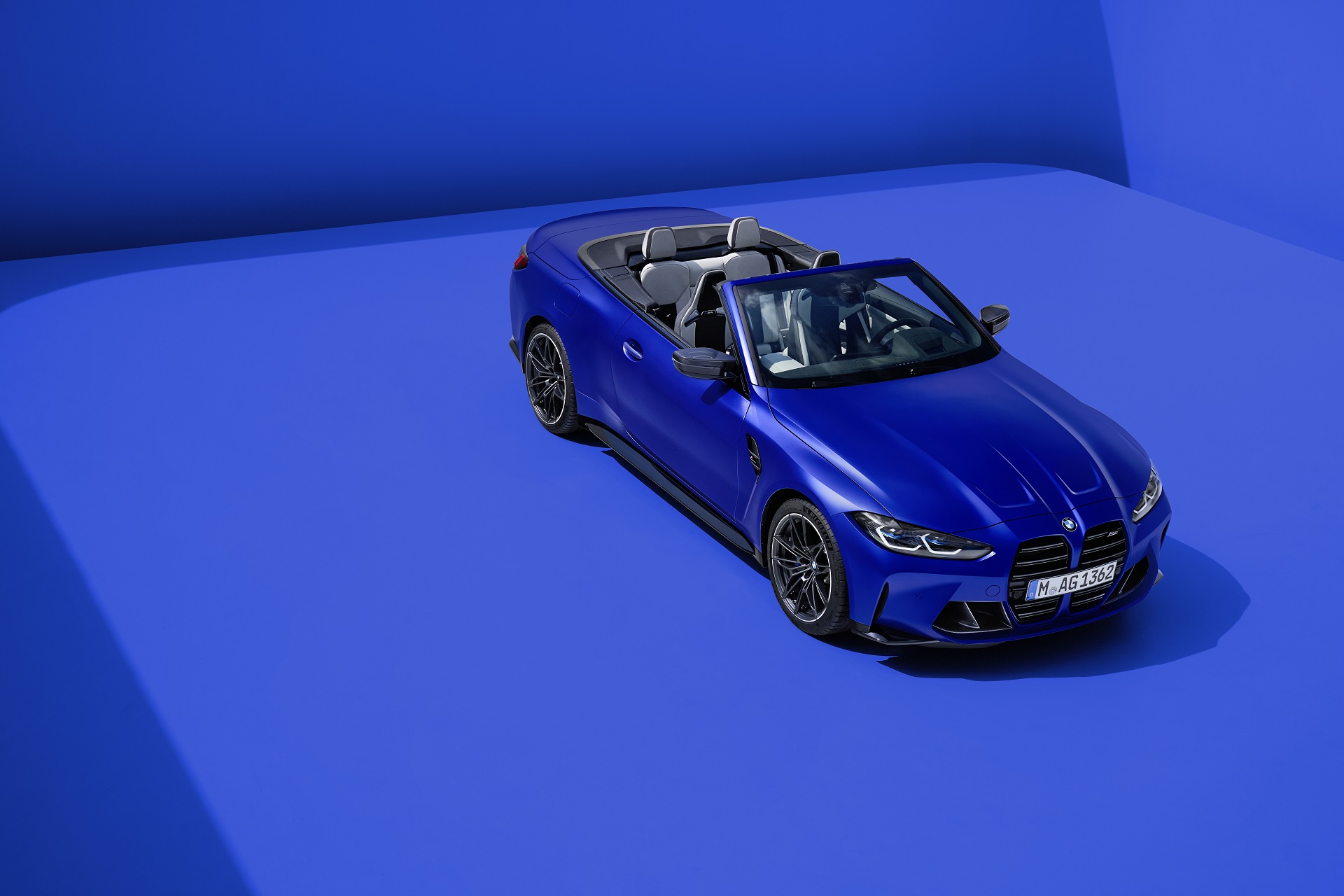 Download 2022 BMW M4 Competition Convertible M xDrive - Top HD Wallpaper 1920x1280 #96