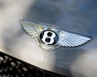 2022 Bentley Bentayga S - Badge Wallpaper 190x150
