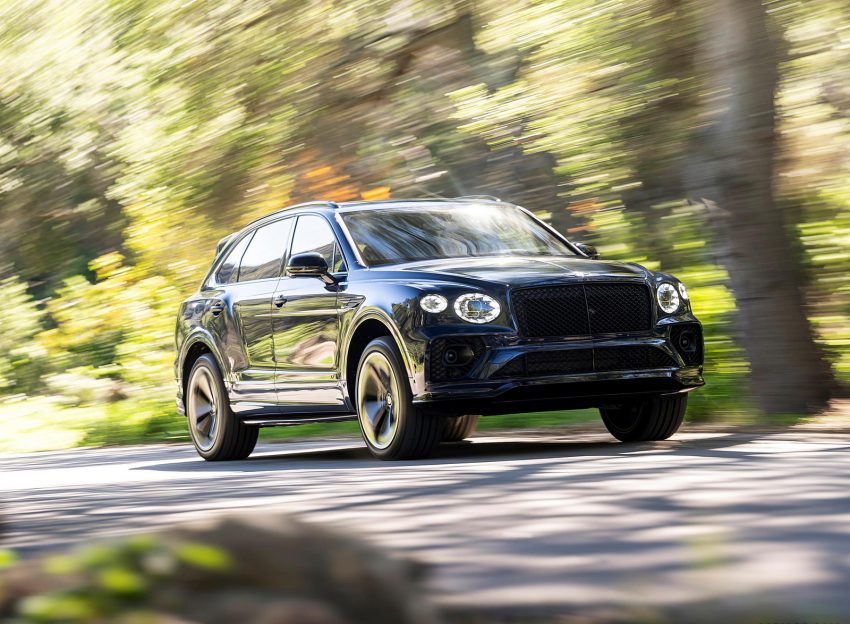 2022 Bentley Bentayga S - Front Three-Quarter Wallpaper 850x624 #43