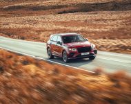 2022 Bentley Bentayga S - Front Three-Quarter Wallpaper 190x150
