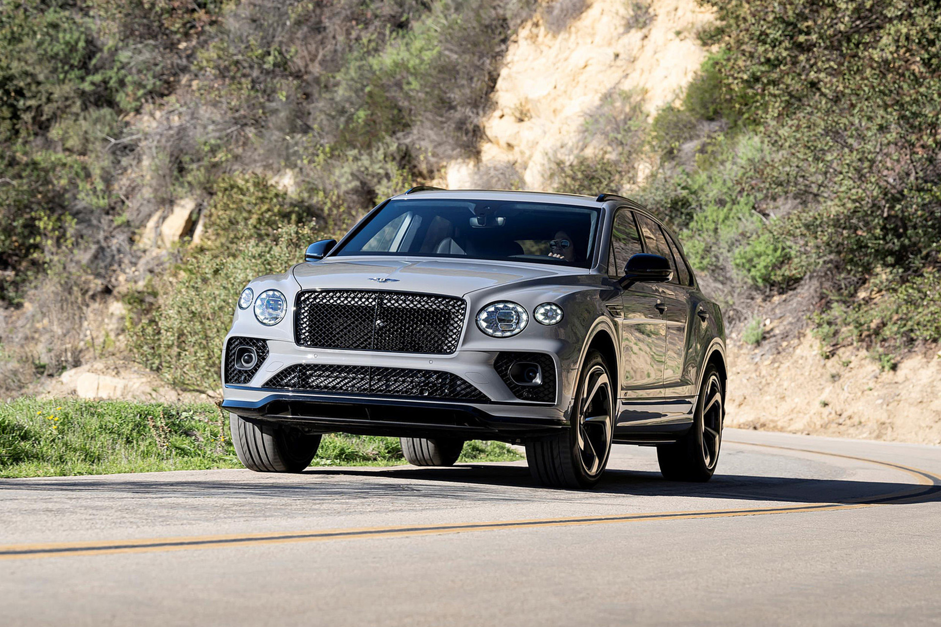 Download 2022 Bentley Bentayga S - Front HD Wallpaper 1921x1280 #34
