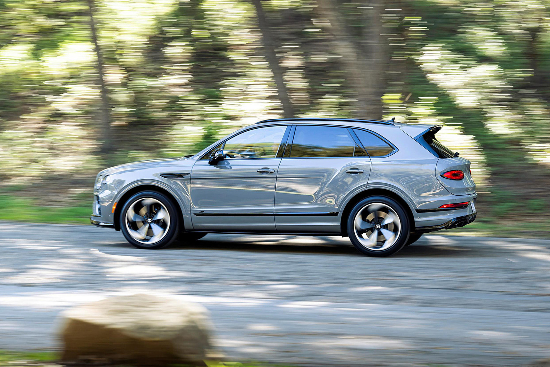 Download 2022 Bentley Bentayga S - Side HD Wallpaper 1921x1281 #35