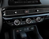 2022 Honda Civic Sedan Touring - Central Console Wallpaper 190x150