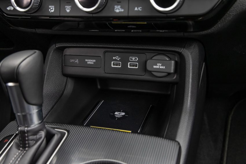 2022 Honda Civic Sedan Touring - Central Console Wallpaper 850x567 #32