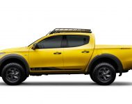 2022 Mitsubishi L200 Triton Savana - Side Wallpaper 190x150