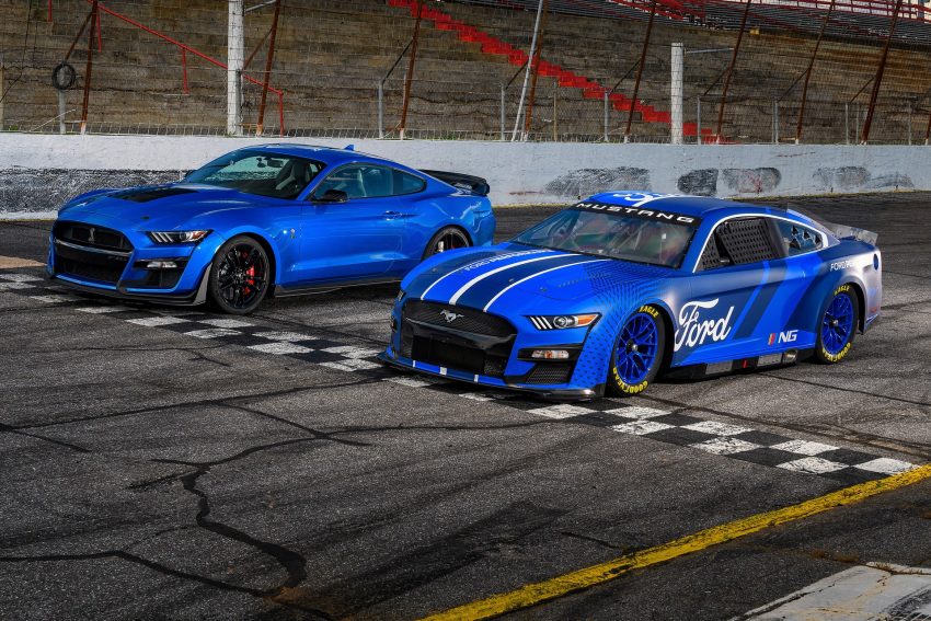 2022 NASCAR Next Gen Ford Mustang - Front Three-Quarter Wallpaper 850x567 #6