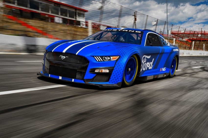 2022 NASCAR Next Gen Ford Mustang - Front Three-Quarter Wallpaper 850x567 #2