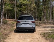 2022 Toyota Sienna Woodland Special Edition - Rear Wallpaper 190x150