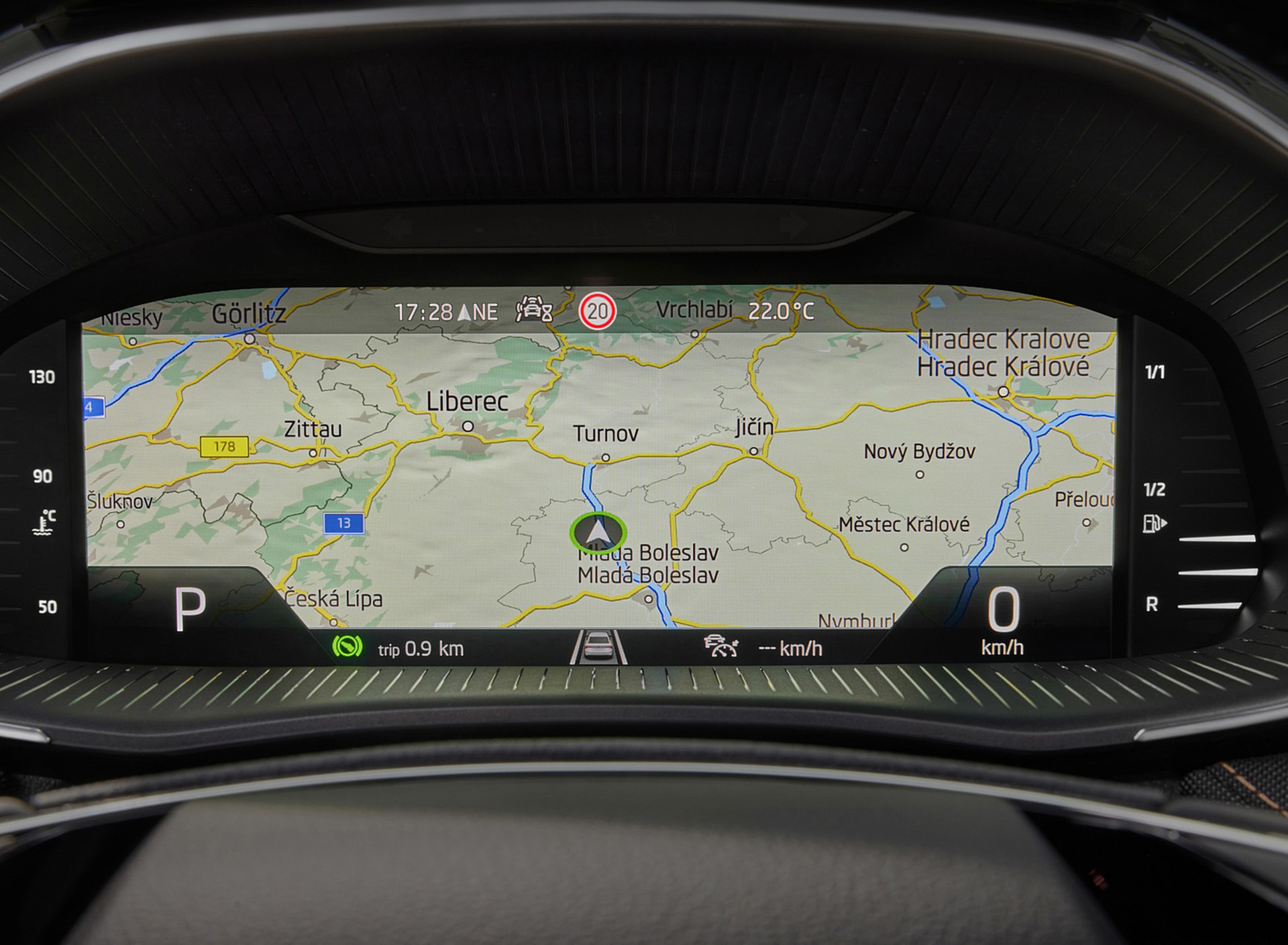 Download 2022 Škoda Fabia - Digital Instrument Cluster HD Wallpaper 1920x1409 #32