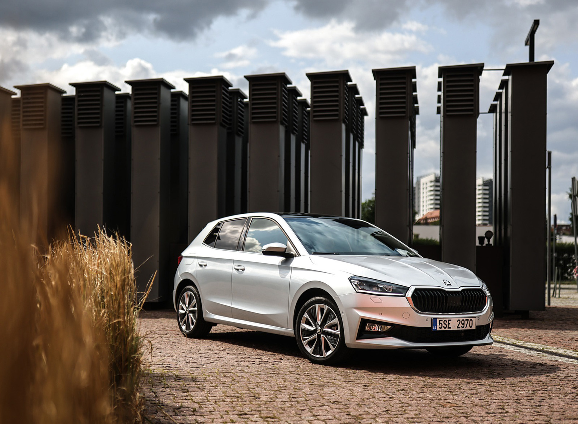 Download 2022 Škoda Fabia - Front Three-Quarter HD Wallpaper 1920x1409 #144