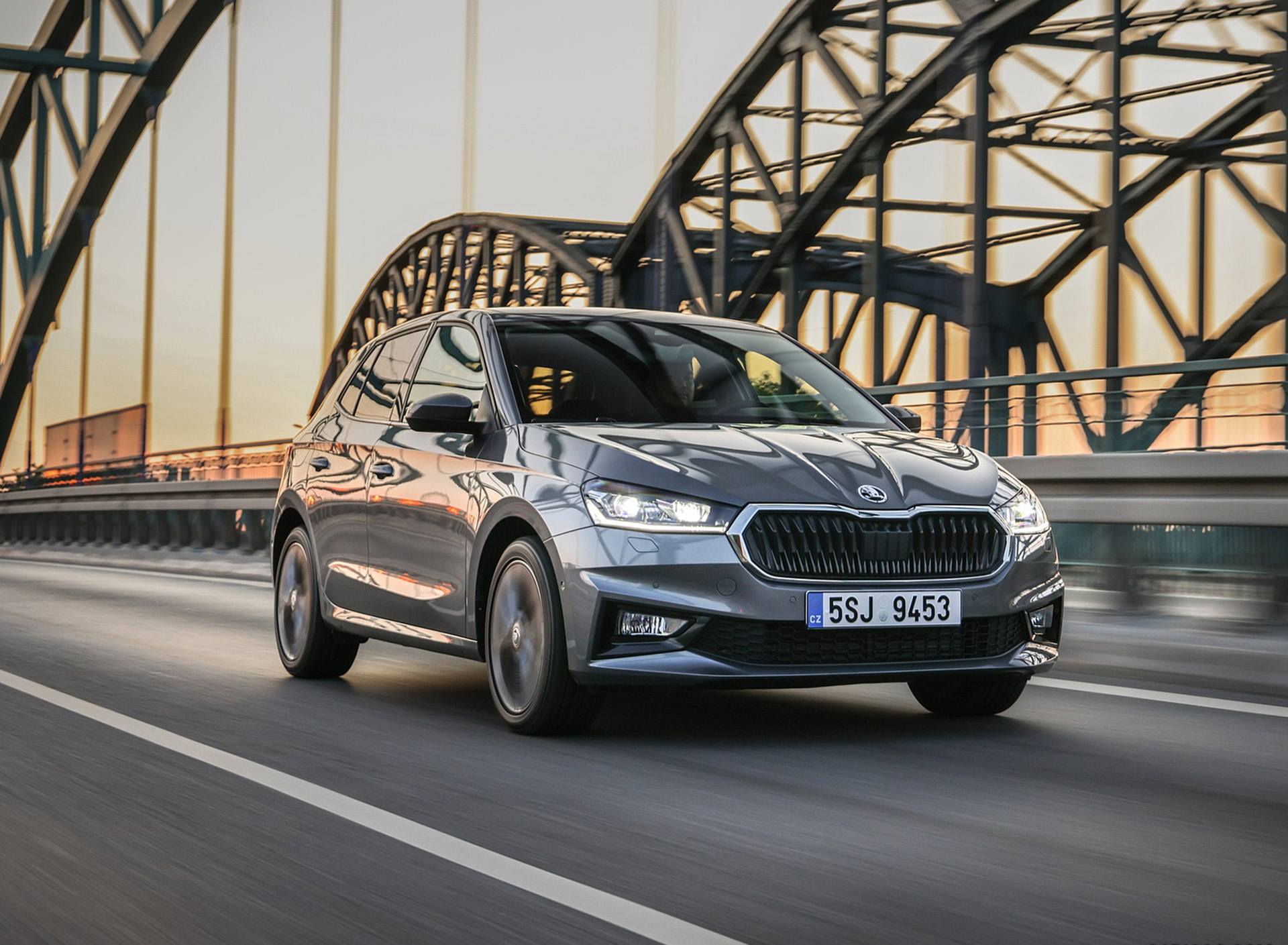 Download 2022 Škoda Fabia - Front Three-Quarter HD Wallpaper 1920x1409 #166