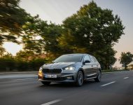 2022 Škoda Fabia - Front Three-Quarter Wallpaper 190x150