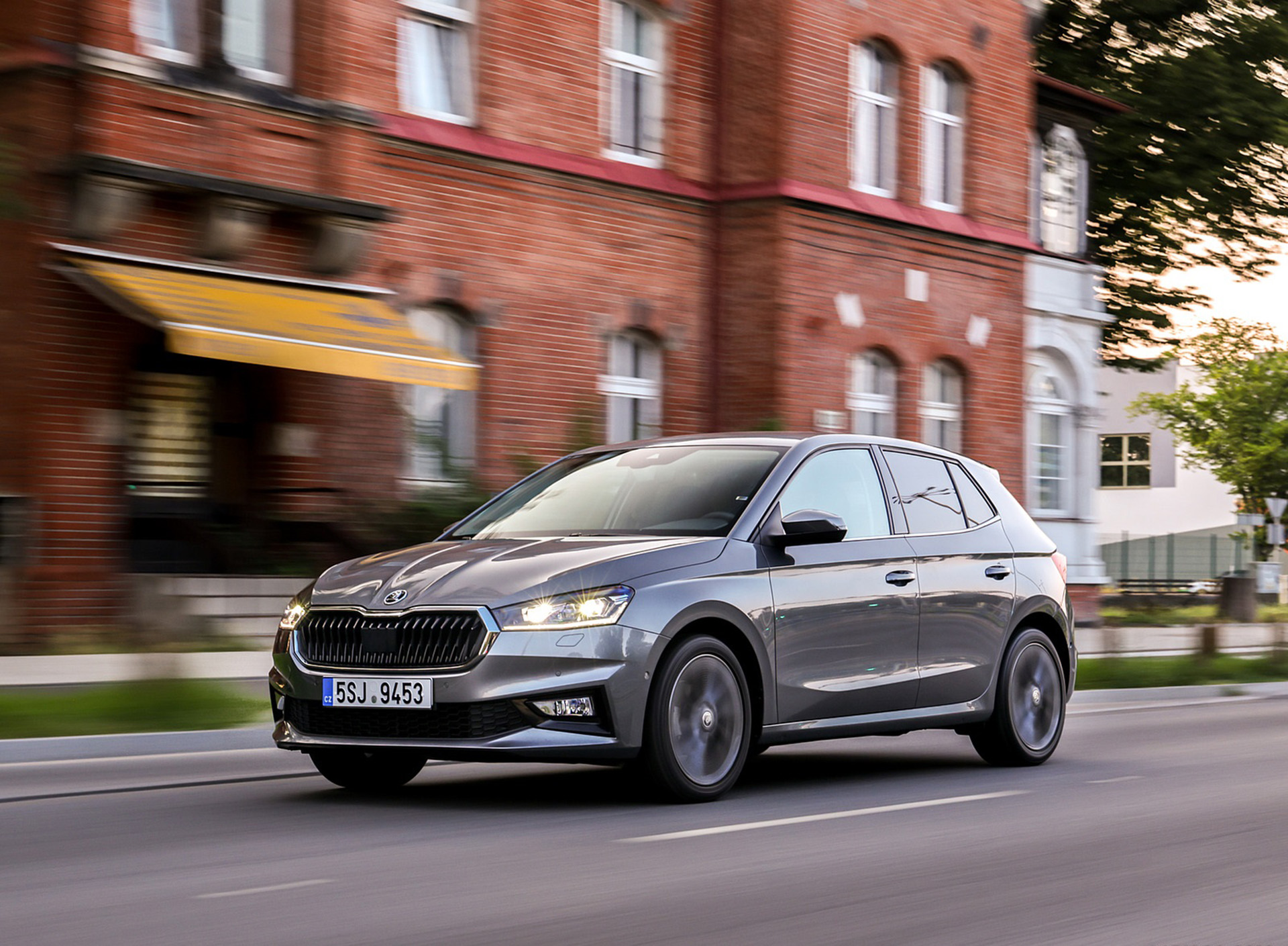 Download 2022 Škoda Fabia - Front Three-Quarter HD Wallpaper 1920x1409 #168