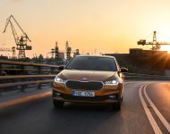 2022 Škoda Fabia - Front Wallpaper 190x150