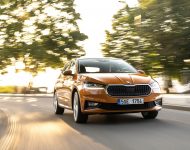 2022 Škoda Fabia - Front Wallpaper 190x150
