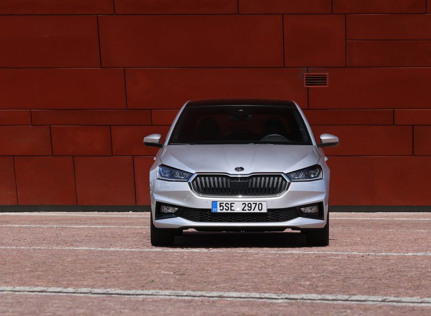 2022 Škoda Fabia - Front Wallpaper 850x624 #149