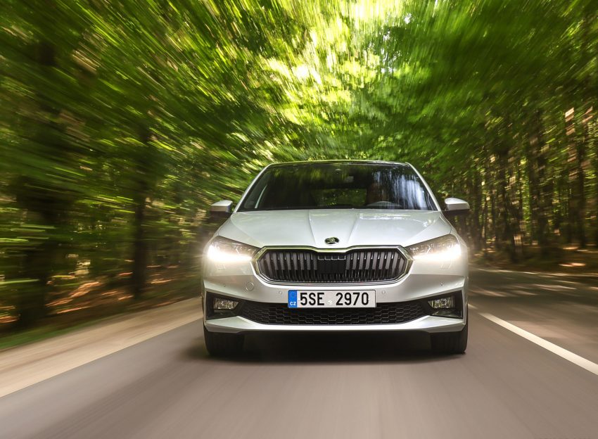 2022 Škoda Fabia - Front Wallpaper 850x624 #133