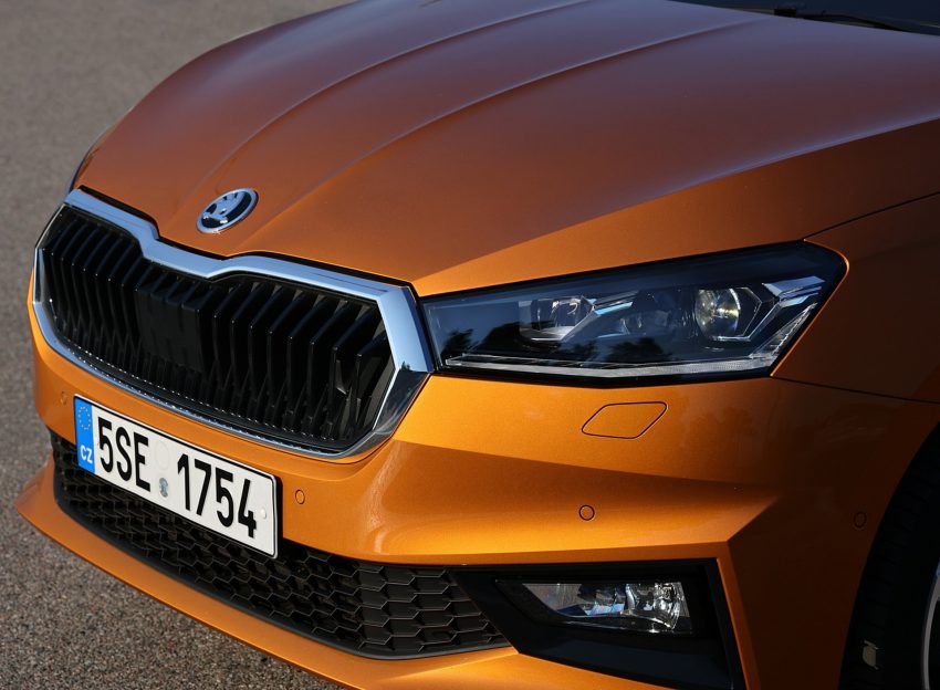 2022 Škoda Fabia - Front Wallpaper 850x624 #88