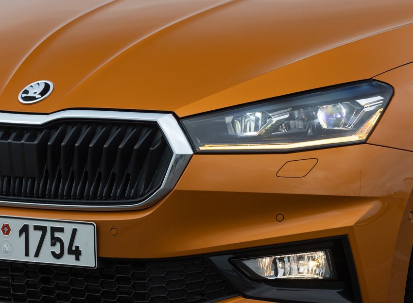 2022 Škoda Fabia - Headlight Wallpaper 850x624 #92