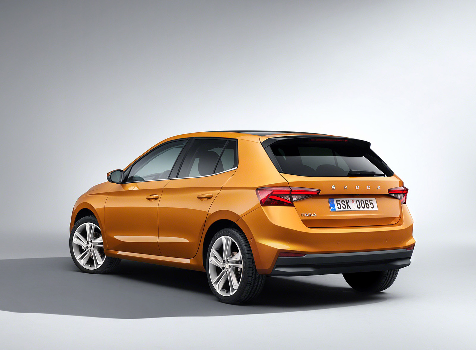 Download 2022 Škoda Fabia - Rear Three-Quarter HD Wallpaper 1920x1409 #10