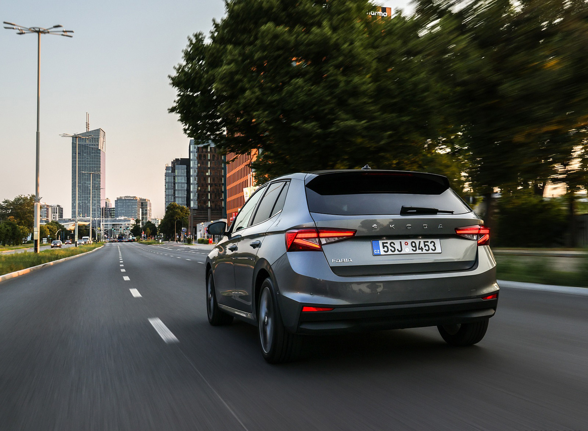 Download 2022 Škoda Fabia - Rear Three-Quarter HD Wallpaper 1920x1409 #167