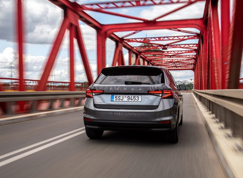 2022 Škoda Fabia - Rear Wallpaper 850x624 #165