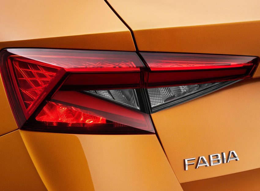 2022 Škoda Fabia - Tail Light Wallpaper 850x624 #21