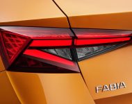 2022 Škoda Fabia - Tail Light Wallpaper 190x150