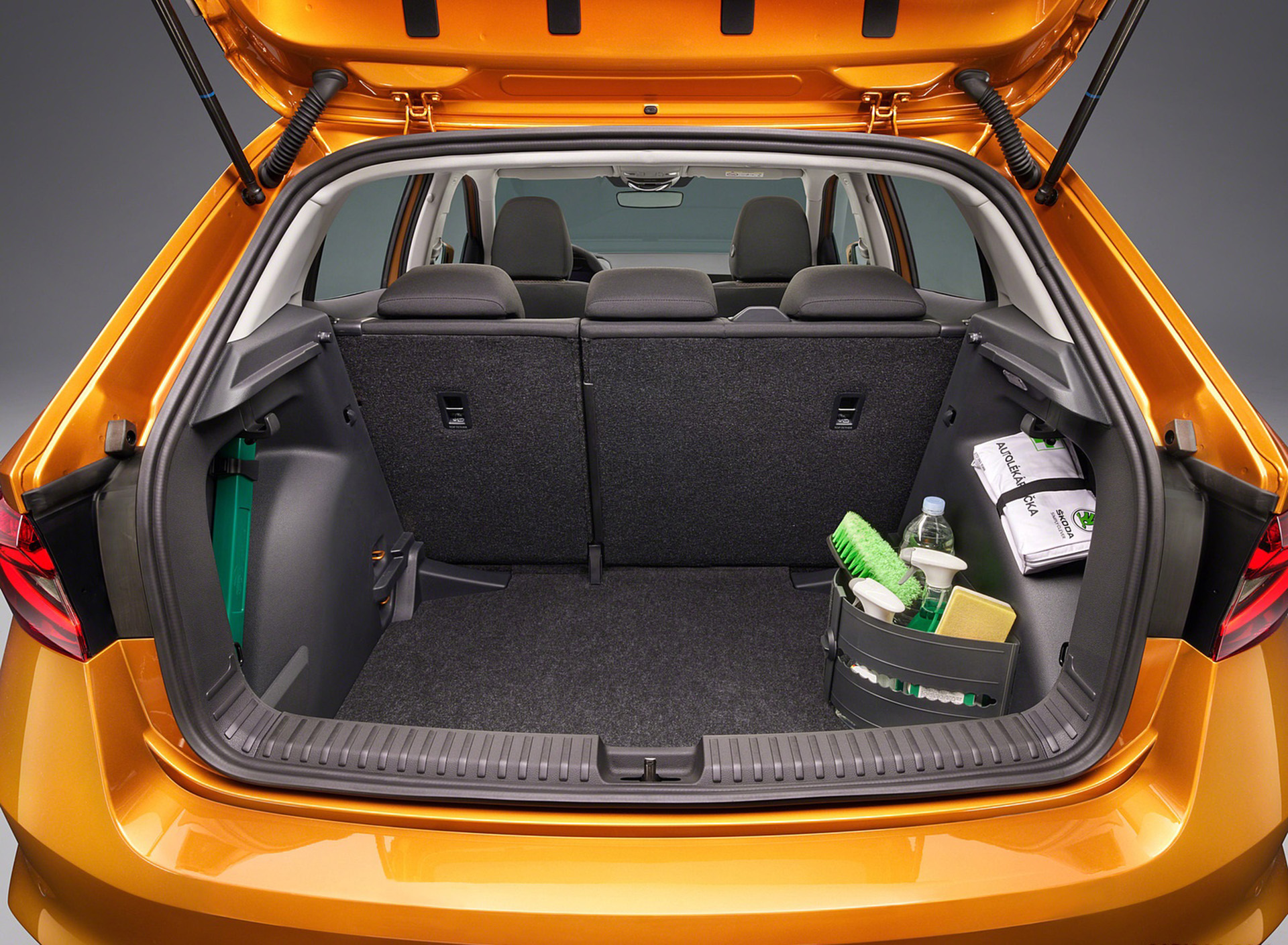 Download 2022 Škoda Fabia - Trunk HD Wallpaper 1920x1409 #55