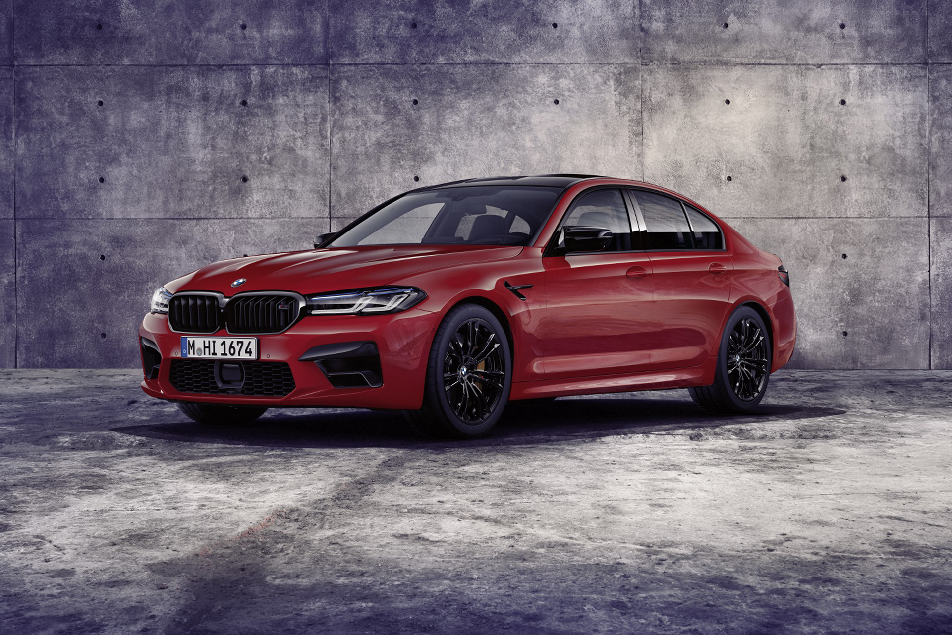 Download 2021 BMW M5 Competition - Front Three-Quarter HD Wallpaper 1921x1281 #43