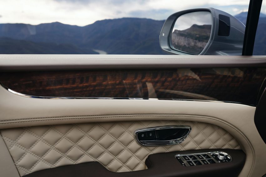 2021 Bentley Bentayga Hallmark - Interior, Detail Wallpaper 850x567 #29