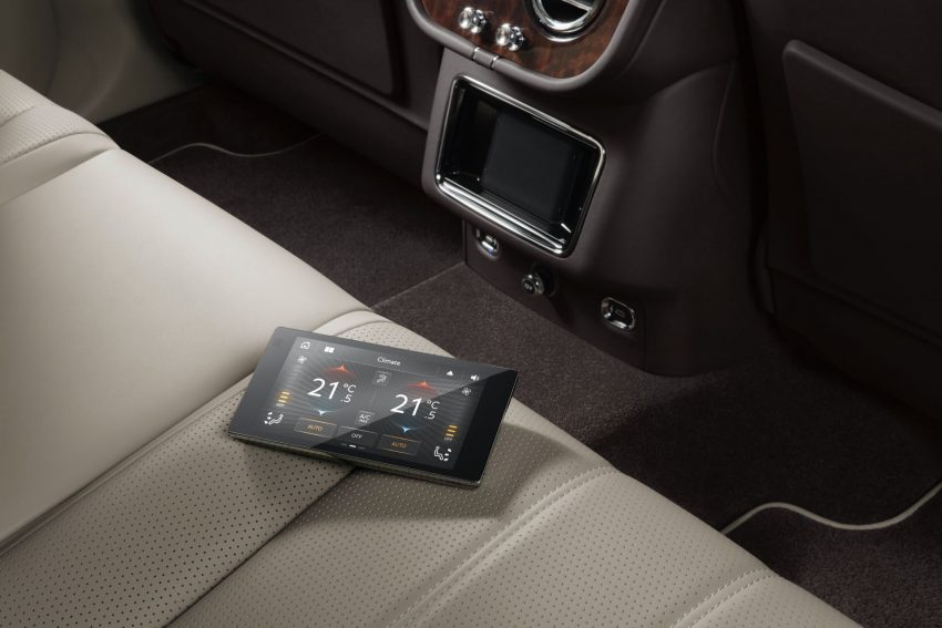 2021 Bentley Bentayga Hallmark - Interior, Detail Wallpaper 850x567 #30