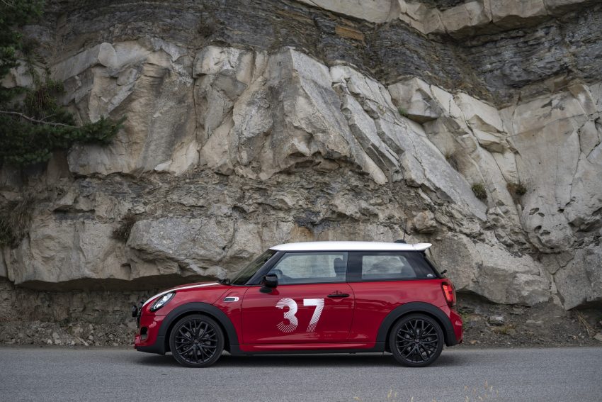 2021 Mini Cooper S Paddy Hopkirk Edition - Side Wallpaper 850x567 #10