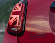 2021 Mini Cooper S Paddy Hopkirk Edition - Tail Light Wallpaper 190x150