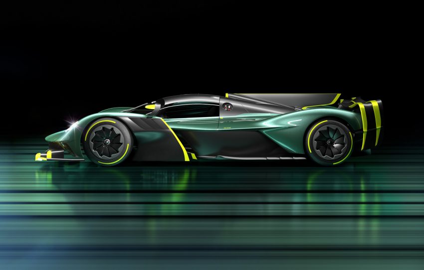 2022 Aston Martin Valkyrie AMR Pro - Side Wallpaper 850x542 #6