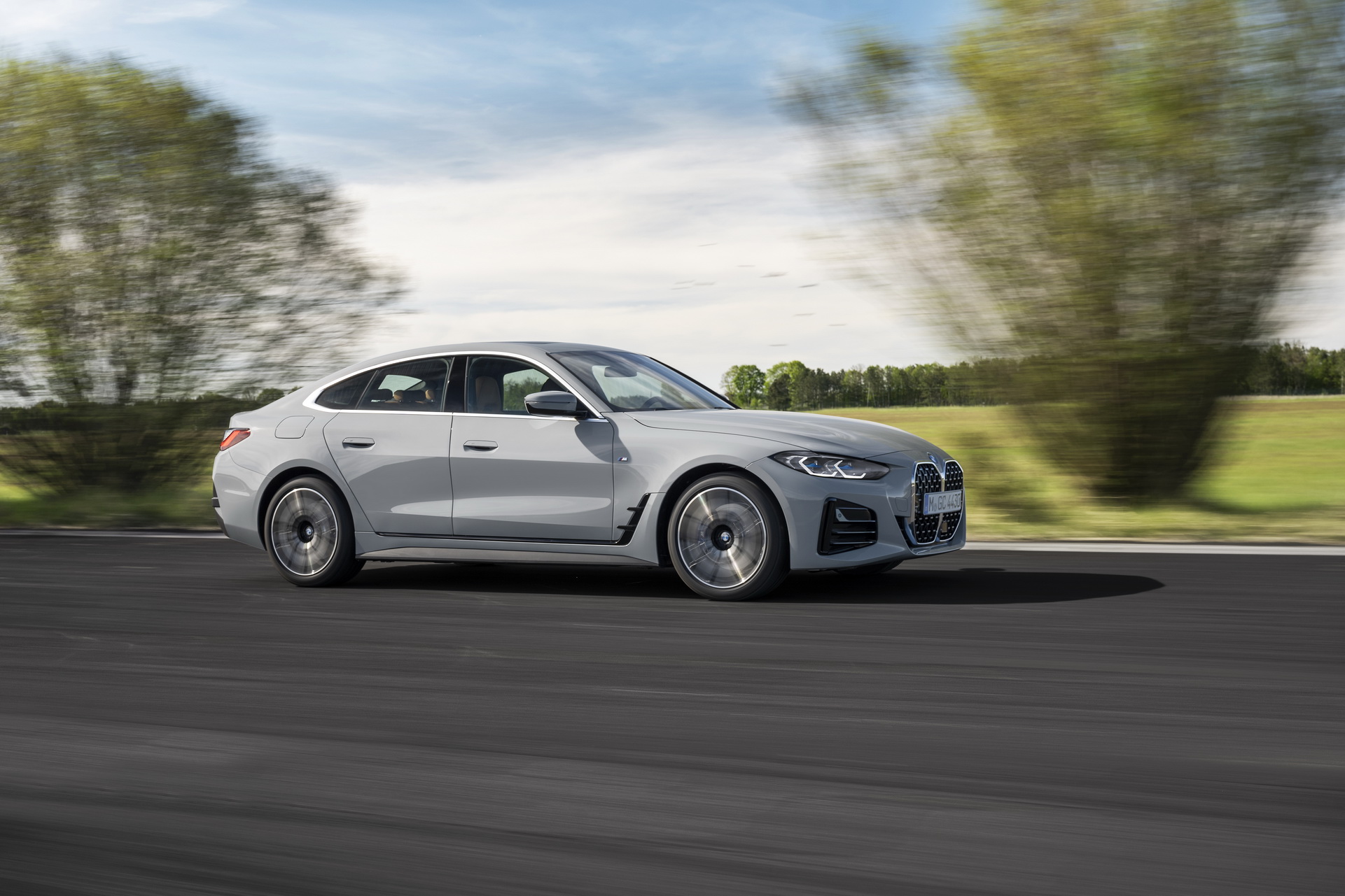 Download 2022 BMW 4 Series 430i Gran Coupé - Side HD Wallpaper 1921x1281 #4