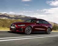 2022 BMW 4 Series M440i xDrive Gran Coupé - Front Three-Quarter Wallpaper 190x150