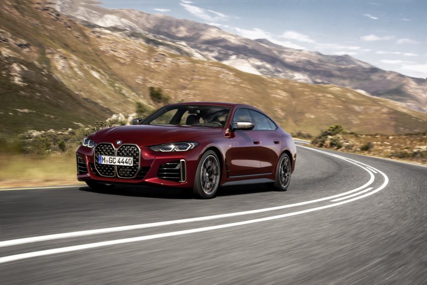 2022 BMW 4 Series M440i xDrive Gran Coupé - Front Three-Quarter HD Wallpapers 850x567 #2 2022 BMW 4 Series M440i xDrive Gran Coupé - Front Three-Quarter Wallpaper 850x567 #2