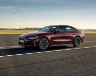 2022 BMW 4 Series M440i xDrive Gran Coupé - Front Three-Quarter Wallpaper 190x150