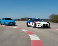 2022 BMW M4 GT3 - Front Three-Quarter Wallpaper 190x150