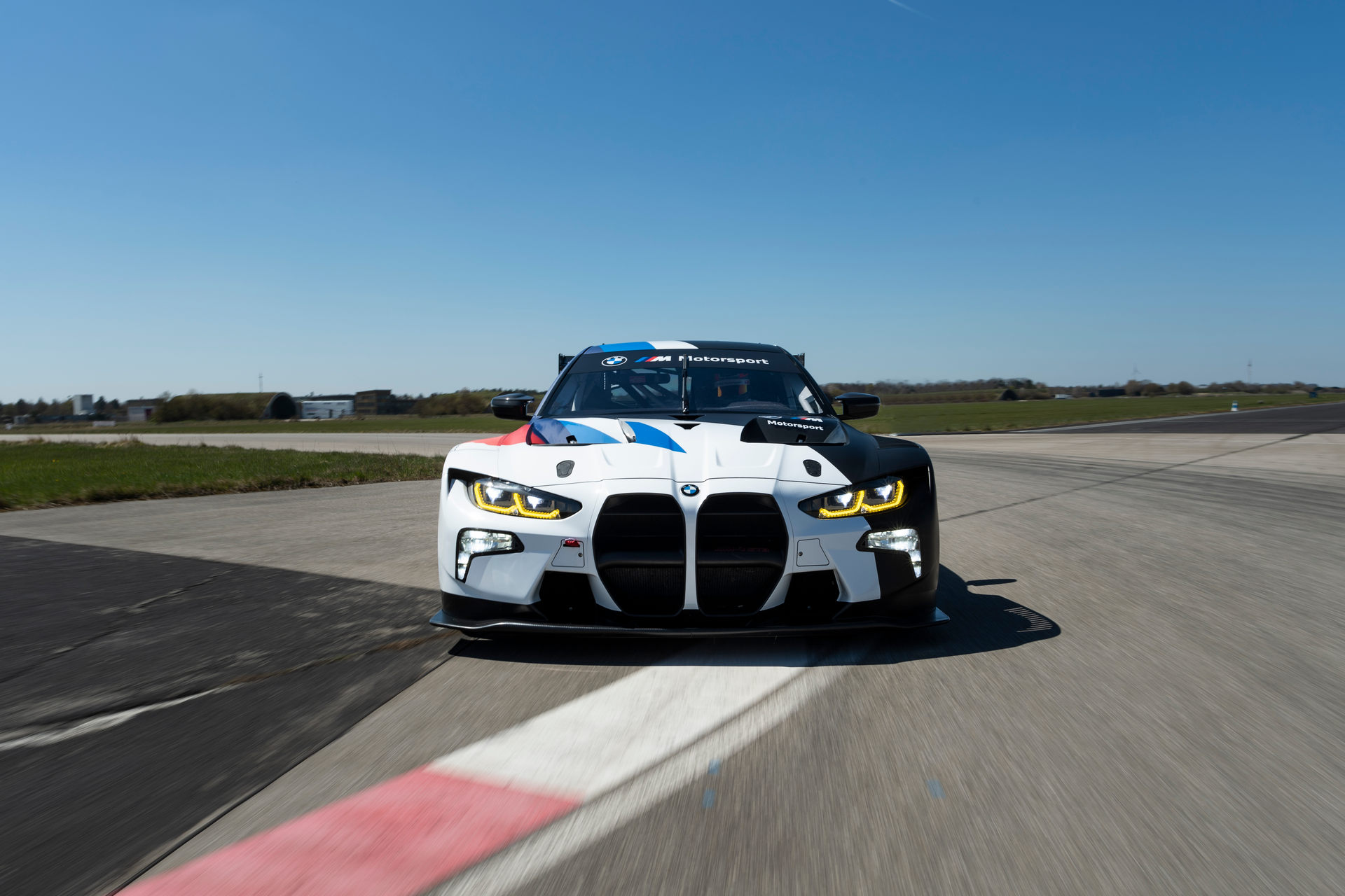 Download 2022 BMW M4 GT3 - Front HD Wallpaper 1920x1280 #6