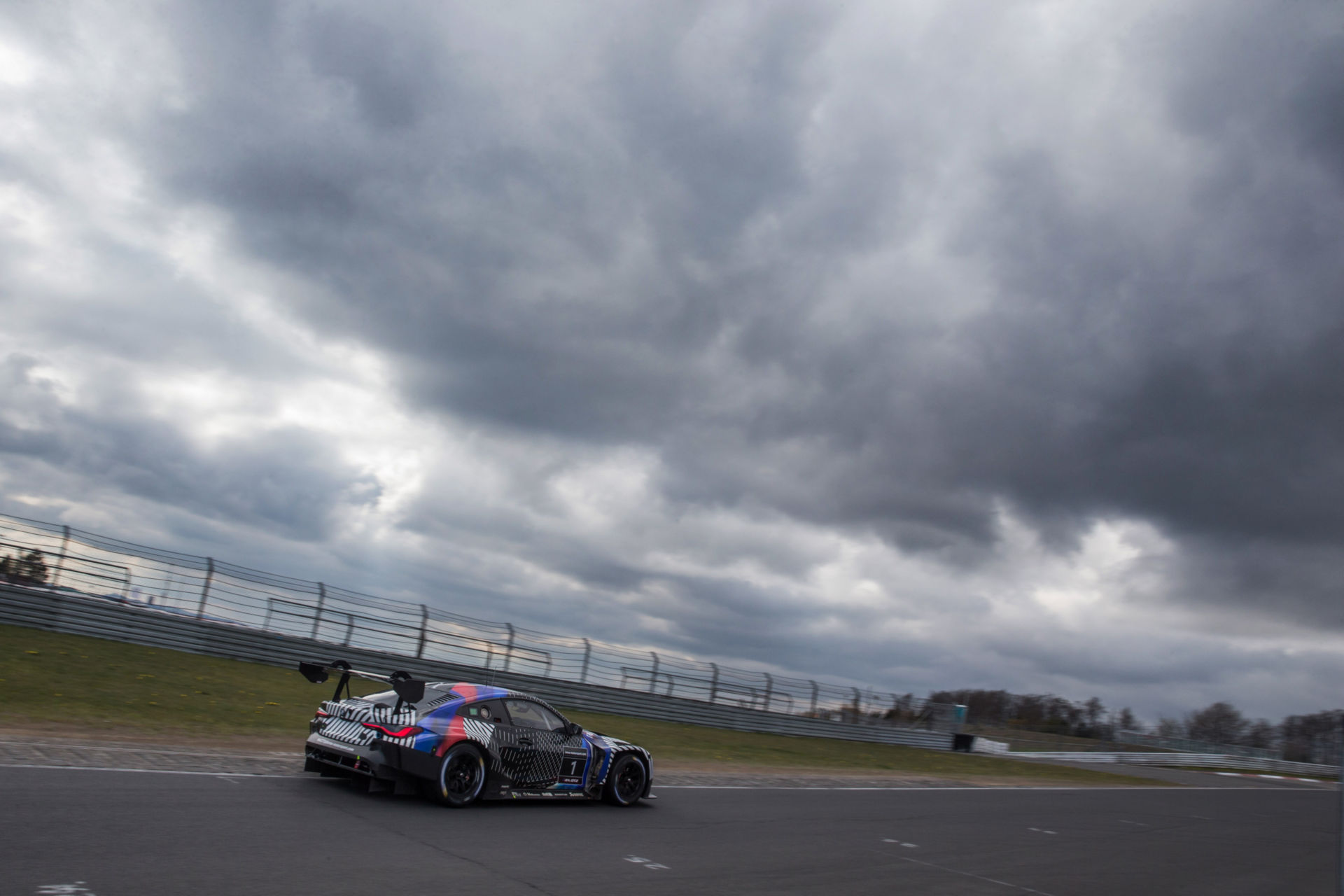 Download 2022 BMW M4 GT3 - Rear Three-Quarter HD Wallpaper 1920x1280 #13