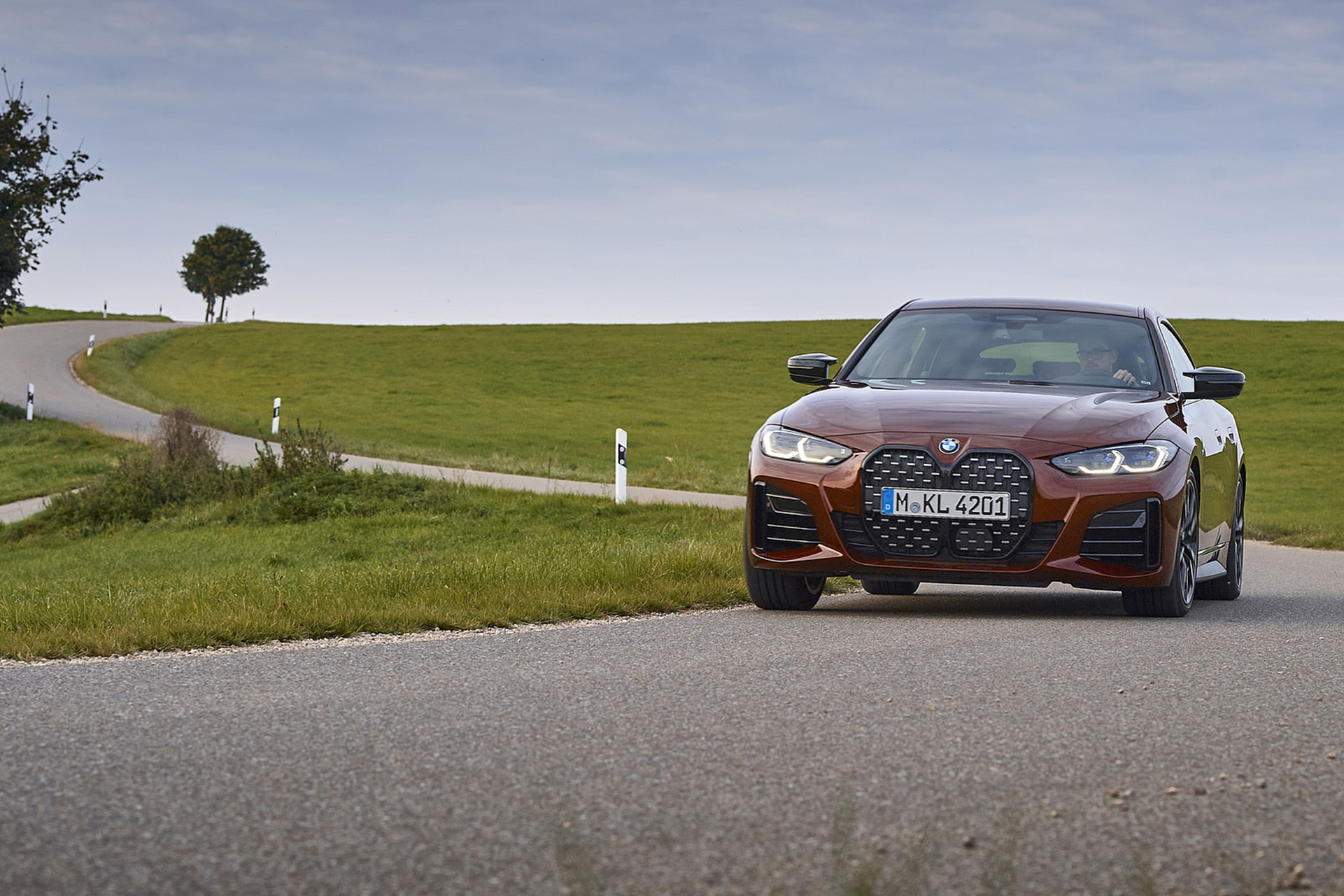 Download 2022 BMW M440i xDrive Gran Coupe - Front HD Wallpaper 1921x1280 #63