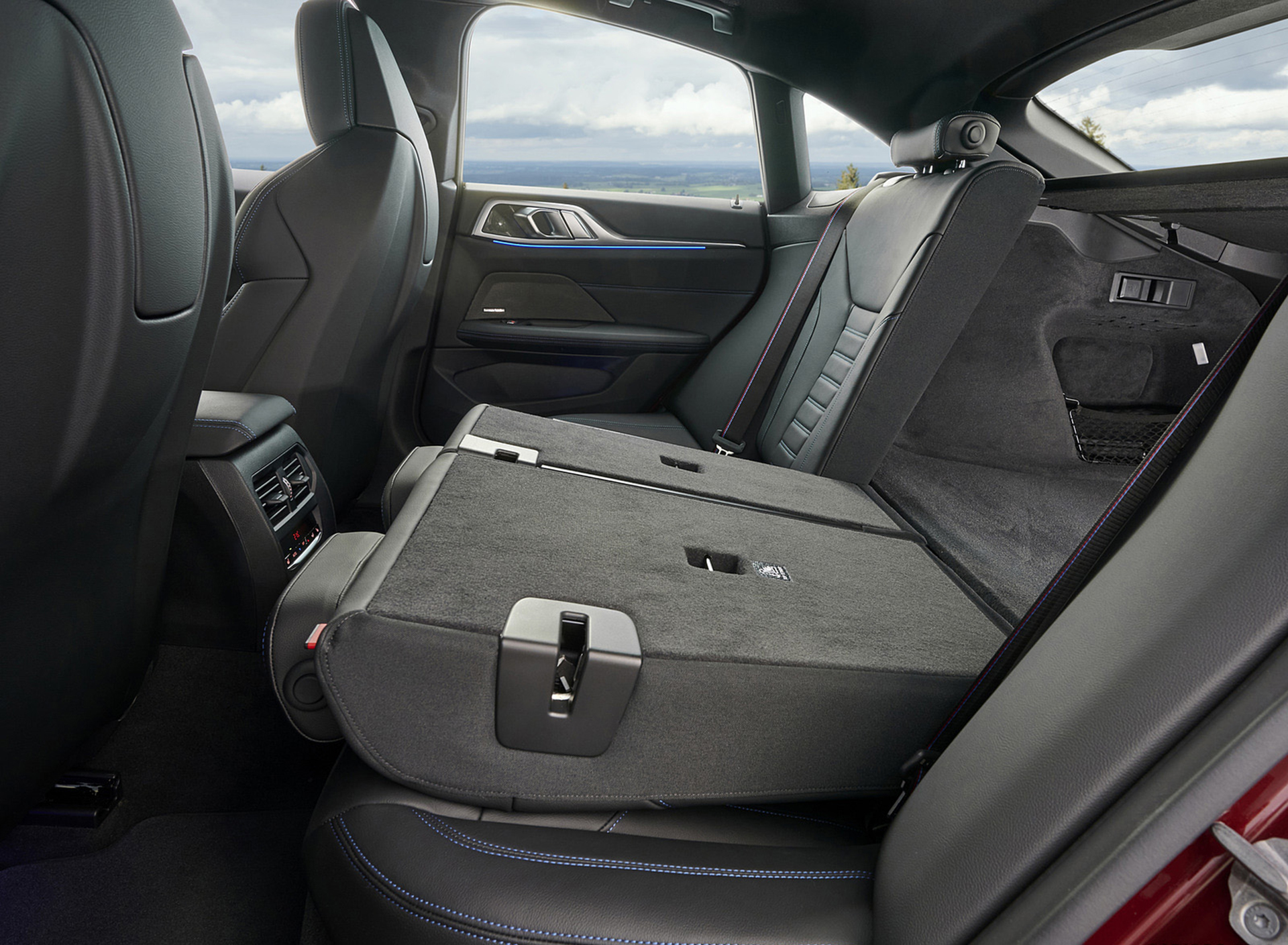 Download 2022 BMW M440i xDrive Gran Coupe - Interior, Rear Seats HD Wallpaper 1920x1409 #137