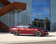 2022 BMW M440i xDrive Gran Coupe - Side Wallpaper 190x150