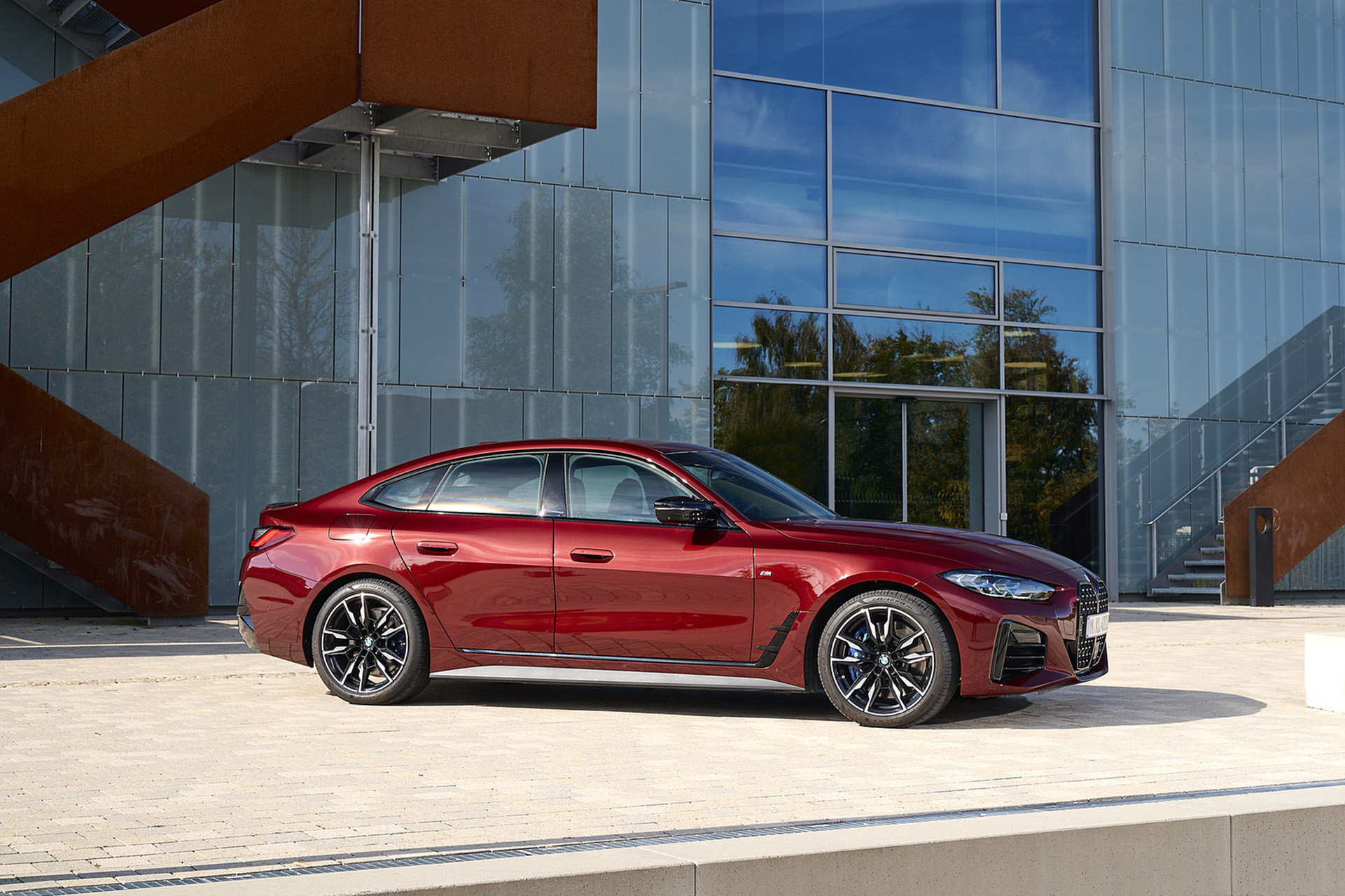 Download 2022 BMW M440i xDrive Gran Coupe - Side HD Wallpaper 1921x1280 #95