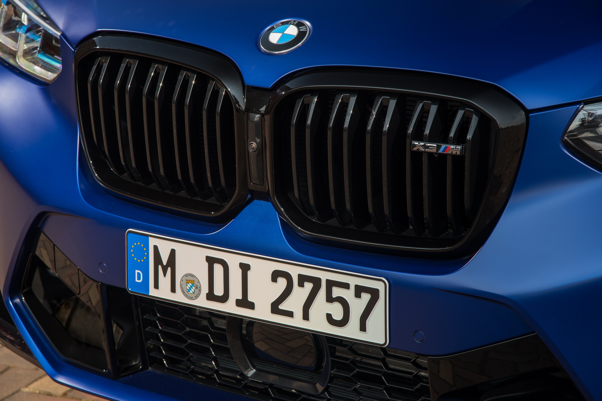Download 2022 BMW X3 M Competition - Grill HD Wallpaper 1921x1281 #42